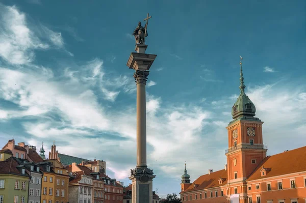 Zámecké náměstí ve Varšavě, Polsko — Stock fotografie