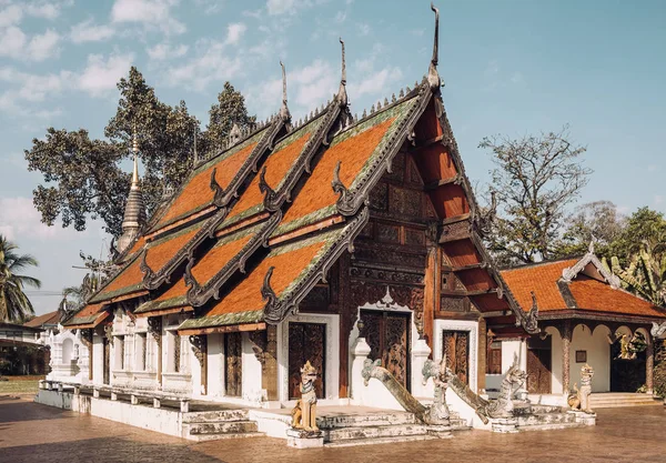 Wat Pratu Pong templo em Lampang, Tailândia — Fotografia de Stock