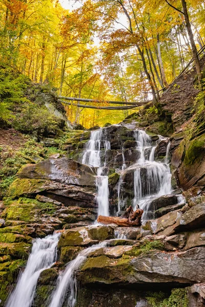 Waterfall Shypit in the autumn forest in Carpathian mountains, Ukraine — Stock Photo, Image