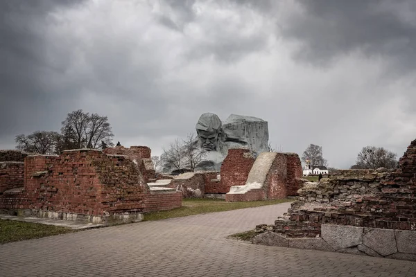 Okänd soldat monument av Brest fästning, Brest, Vitryssland — Stockfoto