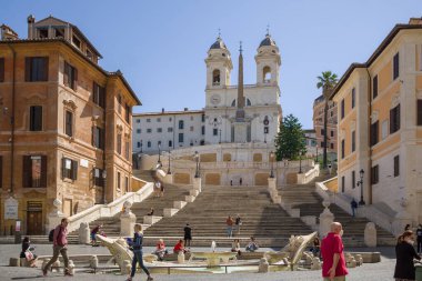 Covid 19 salgını sırasında Roma 'da ünlü İspanyol adımları.