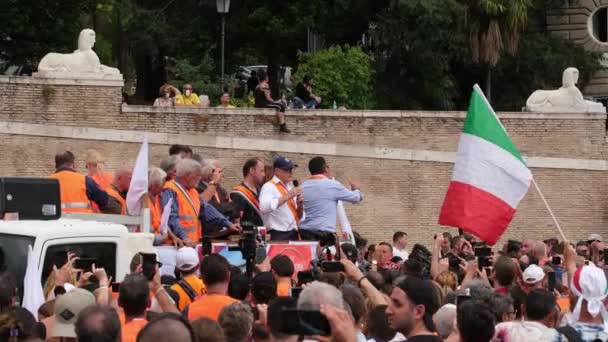 Narancs mellény vagy Gilet Arancioni tiltakozások Rómában, Olaszországban — Stock videók