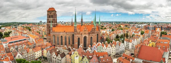 Cathédrale St. Marys dans la vieille ville de Gdansk — Photo