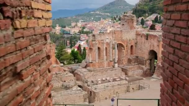 Ruínas do antigo teatro grego em Taormina, Sicília — Vídeo de Stock