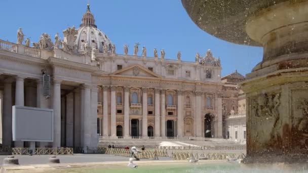 St Peter torget och katedralen basilika i Vatikanens centrum av Rom Italien — Stockvideo