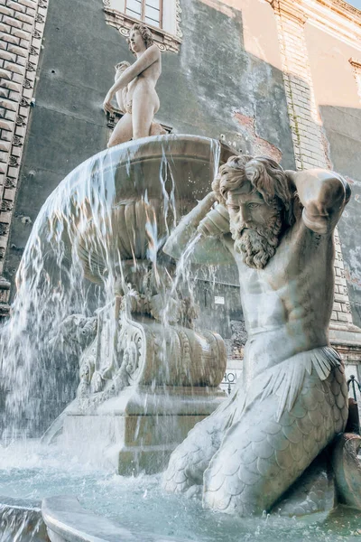 Fontana del fiume Amenano a Catania, Sicilia, Italia — Foto Stock