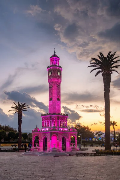 Torre dell'orologio Izmir in Piazza Konak a Smirne, Turchia. — Foto Stock