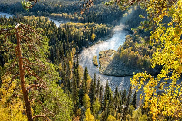 Podzimní krajina v Národním parku Oulanka, Finsko — Stock fotografie