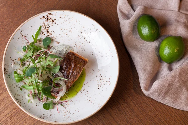 Bife de salmão — Fotografia de Stock