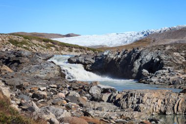 Sandflugtdalen Nehri üzerinde Şelale.