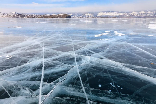 Paisagem de inverno do Lago Baikal . — Fotografia de Stock