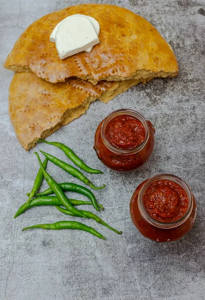 Gericht Aus Gehackten Paprika Tomaten Und Gewürzen Einem Fruchtfleisch Gekocht — Stockfoto