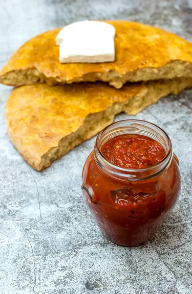 Gericht Aus Gehackten Paprika Tomaten Und Gewürzen Einem Fruchtfleisch Gekocht — Stockfoto