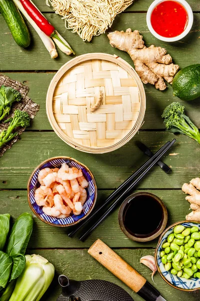 Asian Cuisine Ingredients Wooden Background Top View Vegetables Spices Shrimp — Stock Photo, Image