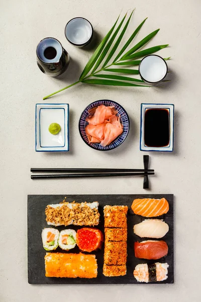 Flat-lay of sushi set — Stock Photo, Image