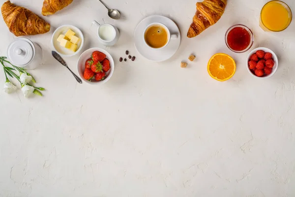Kontinentales Frühstück von oben aufgenommen, flache Lage, Draufsicht — Stockfoto