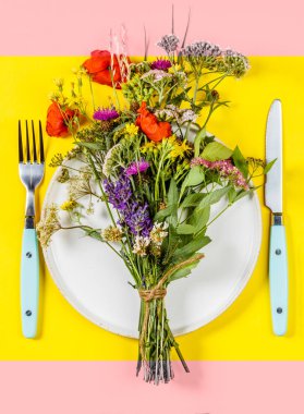 Sağlıklı beslenme ve bitkisel tıp kavramı, düz yatıyordu, görünümü top