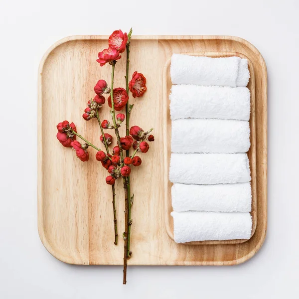 Concepto de tratamiento de spa, composición plana con toallas y flujo — Foto de Stock