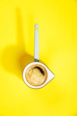 Kahve sarı arka plan, düz yatıyordu, en iyi görünümü üzerinde