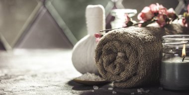 Spa kompozisyonu, metin için alan. Doğal kozmetik ve sağlıklı yaşam konsepti.