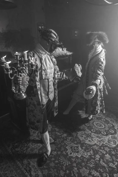 Acteurs Dans Les Masques Punk Steam Costumes Anciens Intérieur Photo — Photo