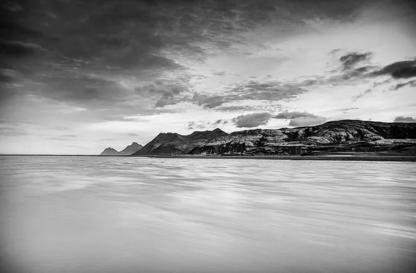 Pintoresco Paisaje Naturaleza Tradicional Islandia Foto Blanco Negro —  Fotos de Stock