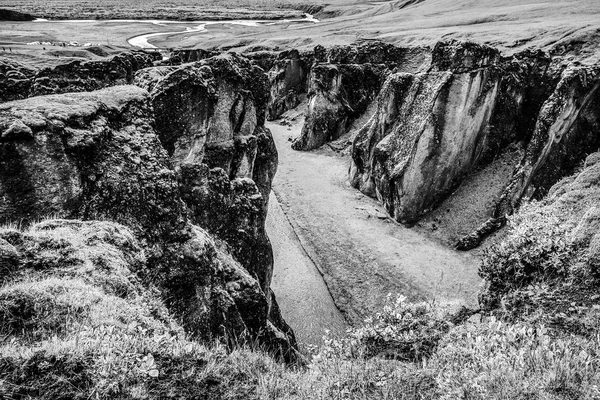 Schilderachtig Landschap Van Een Berg Rivier Zwart Wit Foto — Stockfoto