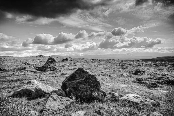 Красивый Живописный Пейзаж Исландской Природы Черно Белое Фото — стоковое фото