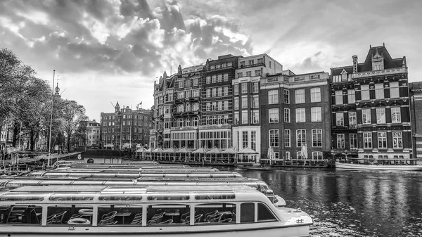 Канал Набережних Amsterdam City Чорно Біла Фотографія — стокове фото