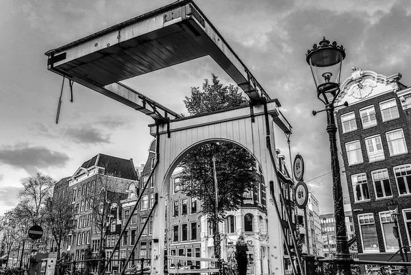 Mosty Nasypy Amsterdamu Fotografia Czarno Biała — Zdjęcie stockowe