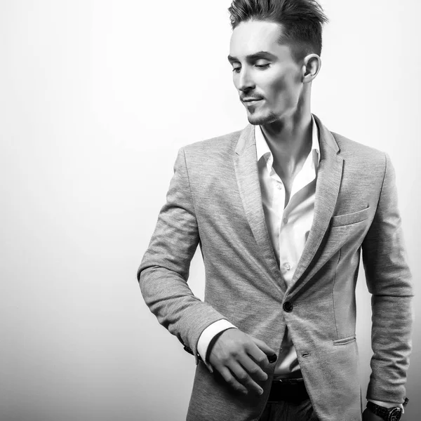 Schöner Junger Eleganter Mann Grauer Jacke Schwarz Weiß Foto — Stockfoto