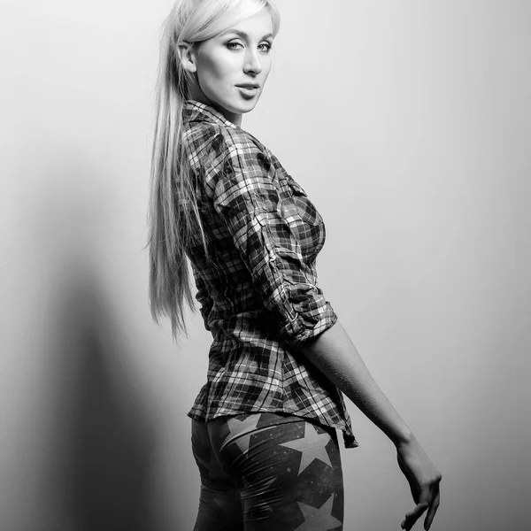 Krásná Sexy Blondýnka Černo Bílé Fotografie — Stock fotografie