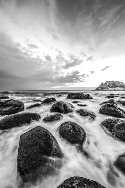 Mar Noruega Islas Lofoten Hermoso Paisaje Blanco Negro Noruega — Foto de Stock