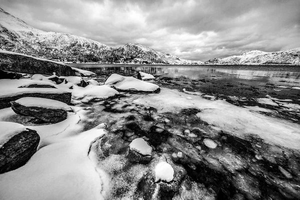 Islas Lofoten Hermoso Paisaje Blanco Negro Noruega — Foto de Stock