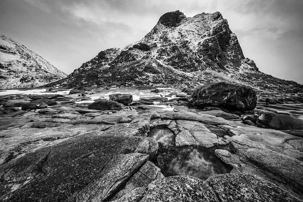 Прибуття Острови Красивий Краєвид Чорно Білі Норвегії — стокове фото