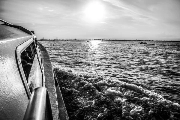 Venice Itália Agosto 2016 Vaporetto Barco Passageiros Grande Canal Veneza — Fotografia de Stock