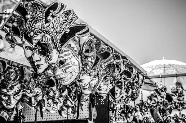 Máscaras Venecianas Exhibición Tienda Venecia Carnaval Anual Venecia Uno Los — Foto de Stock