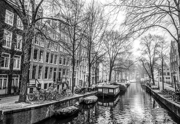 Amsterdam Pays Bas Janvier 2017 Bateaux Sur Eau Par Temps — Photo