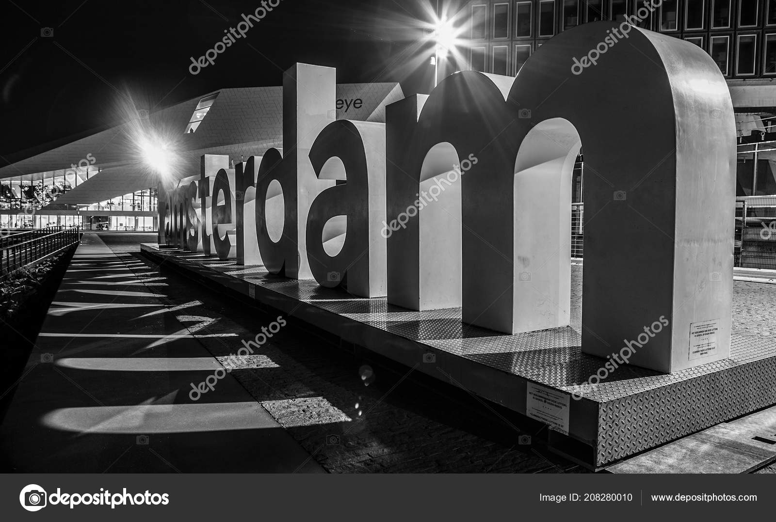 berühmte architektonische gebäude schwarz und weiß clipart januar 2017 berühmte klassische gebäude der stadt amsterdam schwarzweiß allgemeine landschaftsansicht tradition holländische architektur 10 niederlande 2017 klassische der berühmte architektonische gebäude schwarz und weiß clipart januar 2017 berühmte klassische gebäude der stadt amsterdam schwarzweiß allgemeine landschaftsansicht tradition holländische architektur 10 niederlande 2017 klassische der