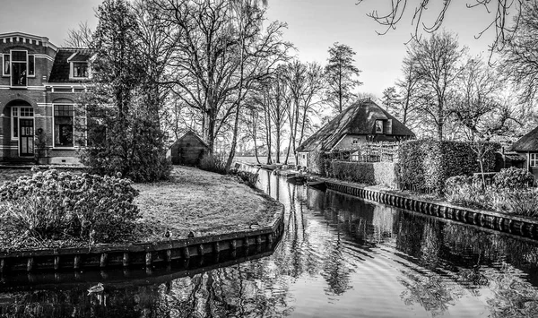 Giethoorn Hollanda Thatched Çatı Ile Eski Rahat — Stok fotoğraf