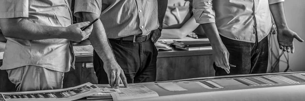 Grupo Empresários Trabalho Foto Preto Branco Empregadores Mãos Close — Fotografia de Stock