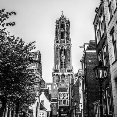 Utrecht Antik Avrupa kilisede. Siyah-beyaz fotoğraf.