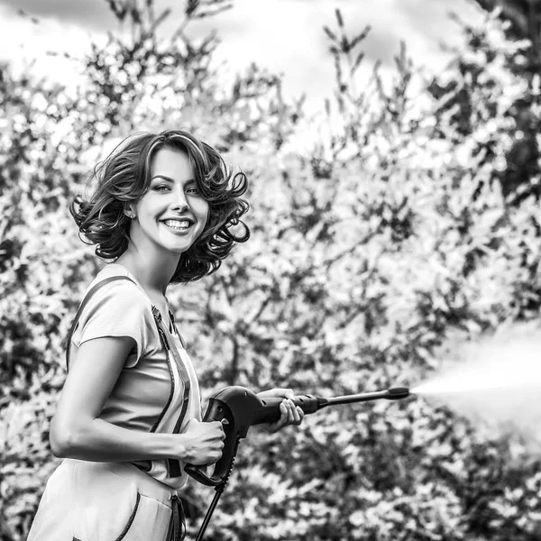 Retrato Una Hermosa Joven Jardín Otoño Retrato Blanco Negro — Foto de Stock