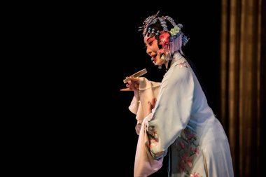 Pekin, Çin-Haziran 01, 2019: geleneksel Çin Opera gösterisi Pekin 'de.