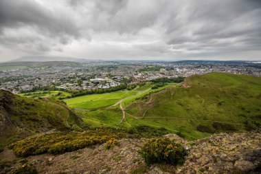 Edinburgh, Iskoçya tepeler grubunun Arthur 's Seat Peak.