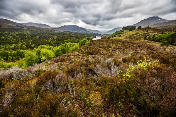 Hermoso Paisaje Escénico Escocia Naturaleza Con Hermoso Cielo Nublado Noche —  Fotos de Stock