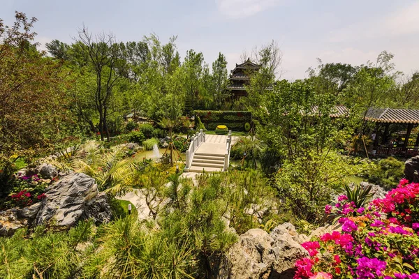Traditioneller Chinesischer Stadtgarten — Stockfoto