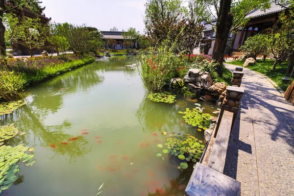 Traditioneller Chinesischer Stadtgarten — Stockfoto