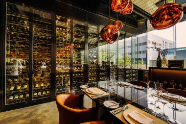 Pekin, Hina - 03 Haziran: Çin'de şarap tatma odası Modern iç.