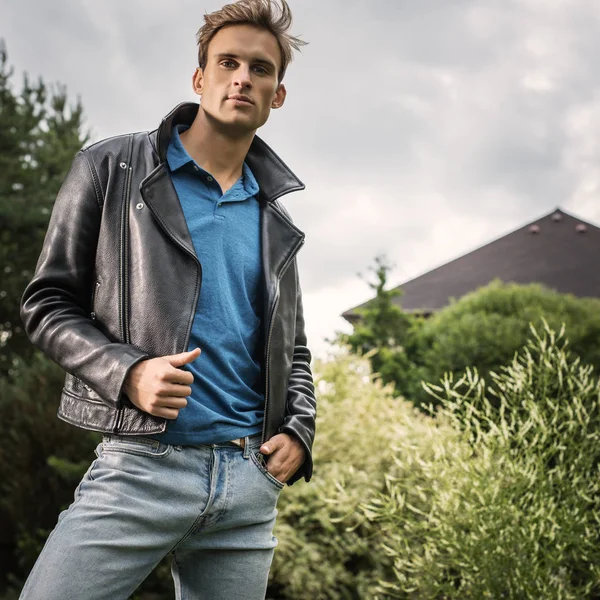 Young Handsome Man Classic Leather Jacket Pose Summer Garden — Stock Photo, Image